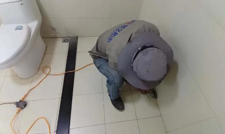 苏仙卫生间补漏